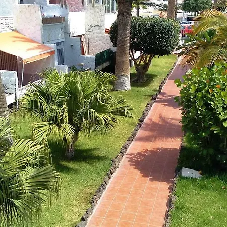For 4 People, Costa Del Silencio, Chaparral, Near The Ocean, Wifi شقة طوستا ديل سيلونثيو